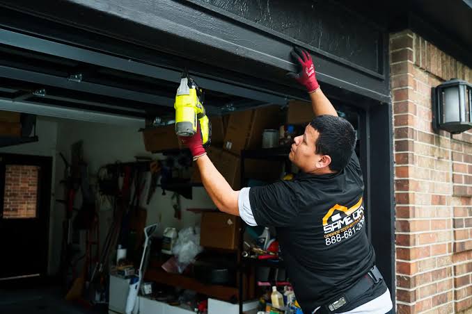 The 5 best veranda repair services in Hildesheim – Repair damaged entrance areas early